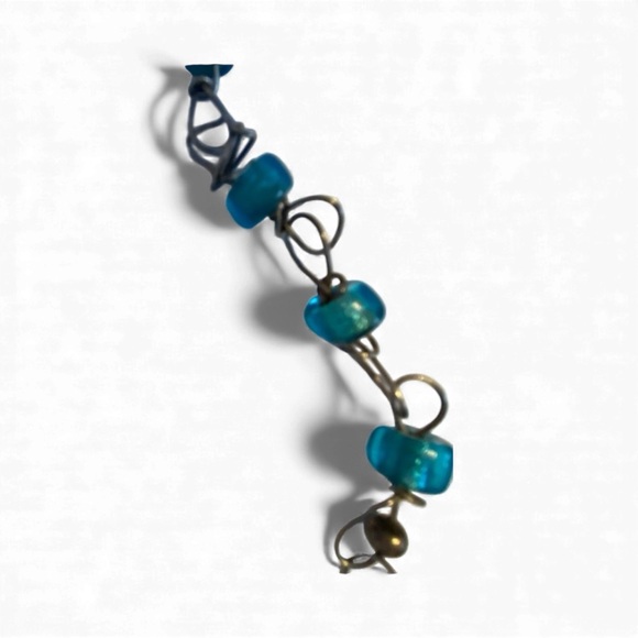 HANDMADE silver and turquoise beaded necklace - Picture 2 of 4